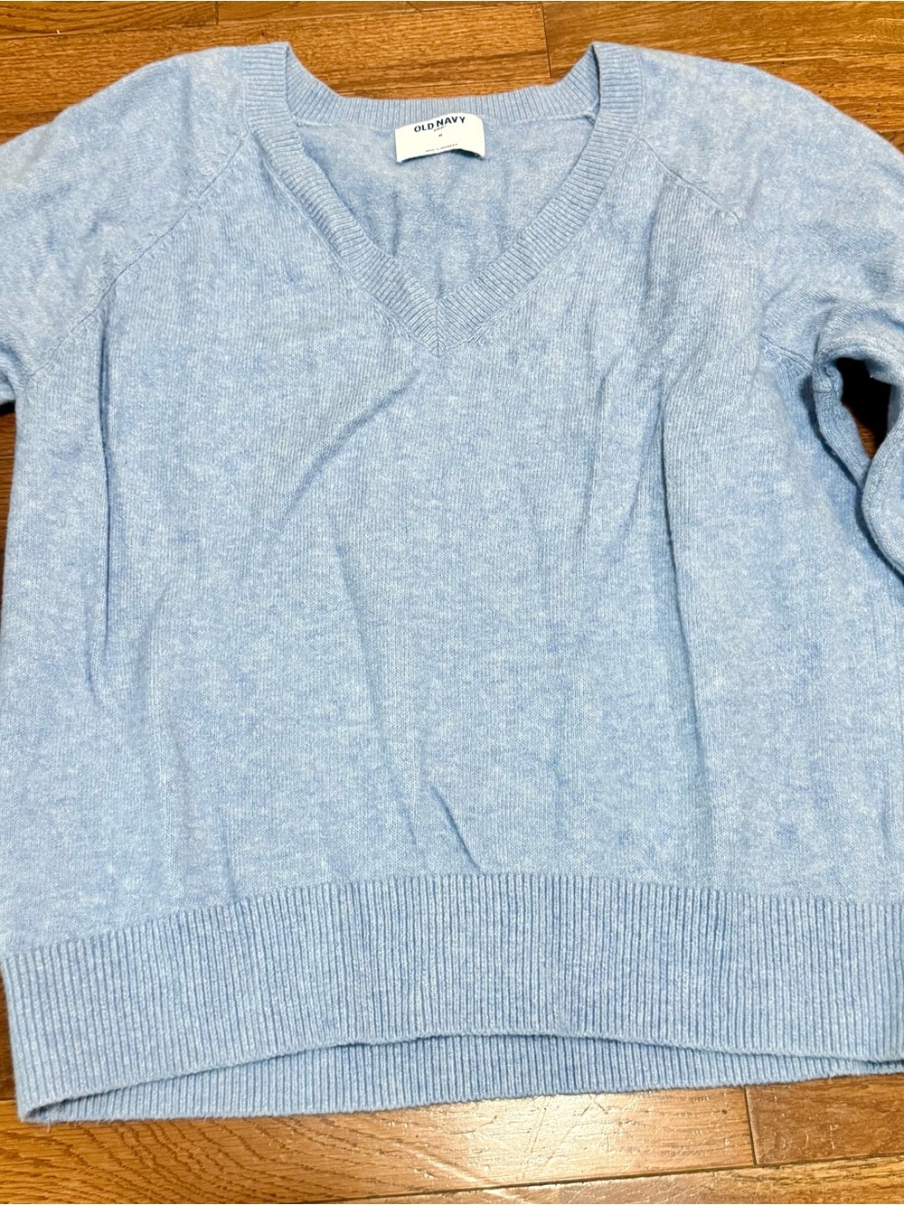 Old Navy Women's Powder Blue V-Neck Pullover Sweater